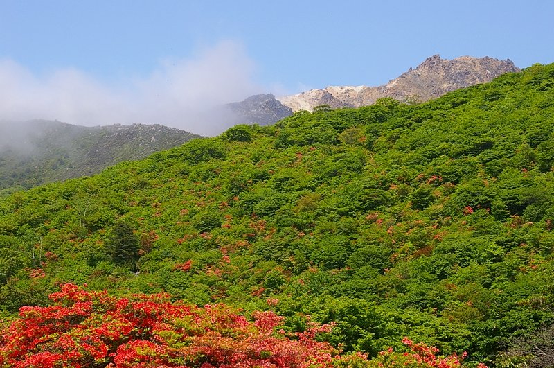 赤く燃える恵山