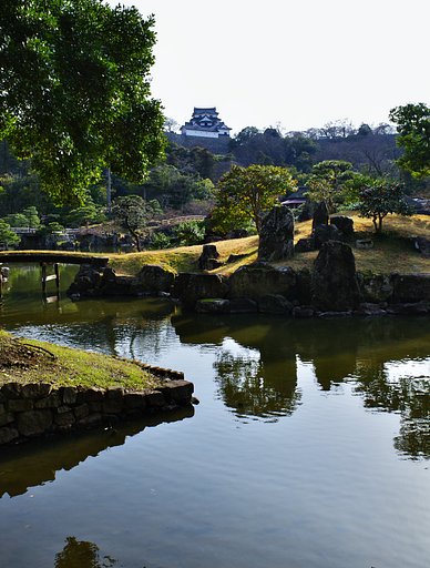 玄宮園と彦根城