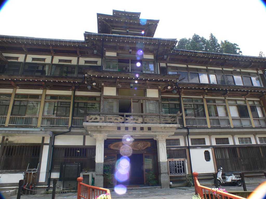 銀山温泉　能登屋