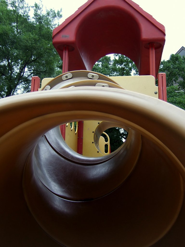 公園で…