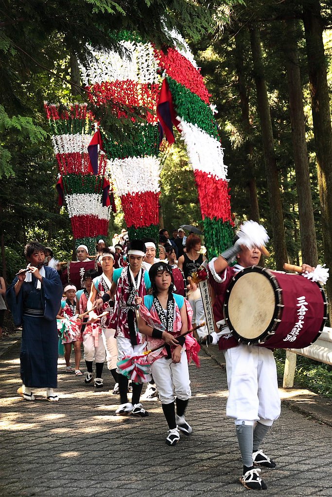 三倉の太鼓踊り