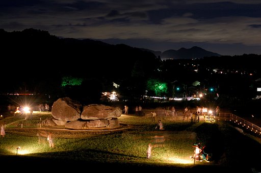 石舞台夜景　（明日香にて）