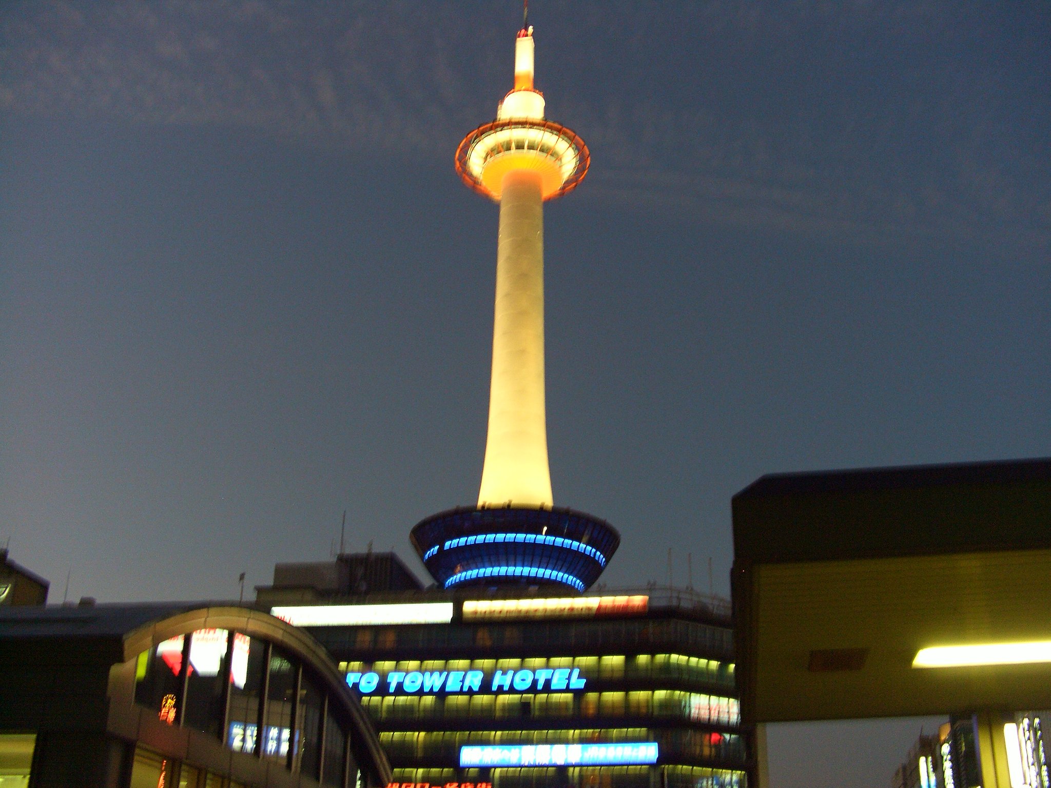 京都タワー２