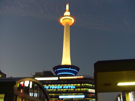 京都タワー２