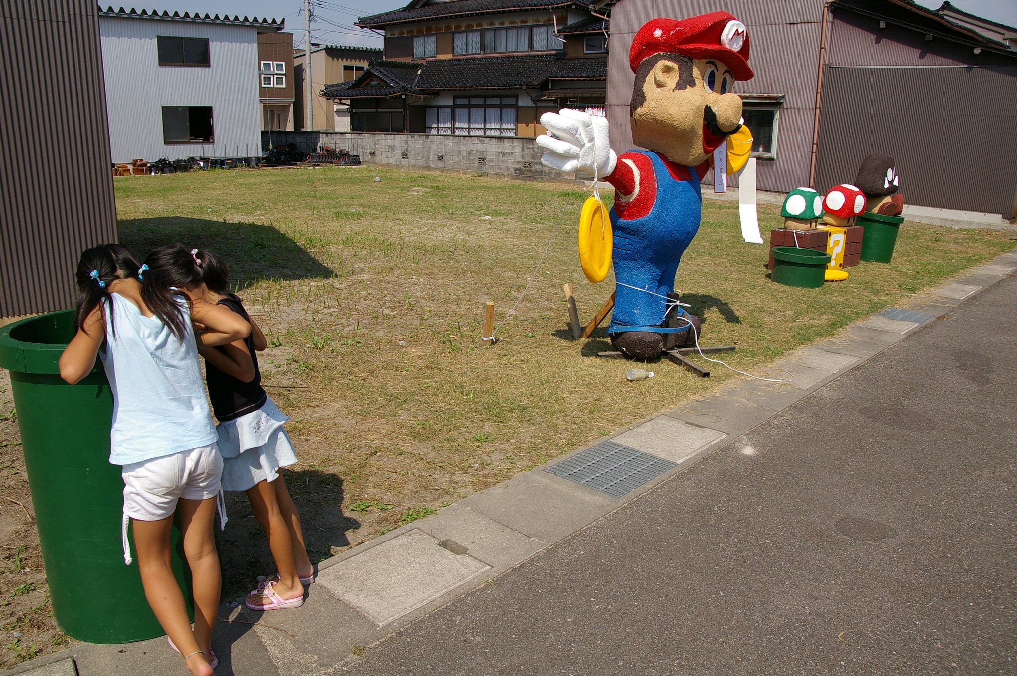 こっちにコイン入っていないかなあ？