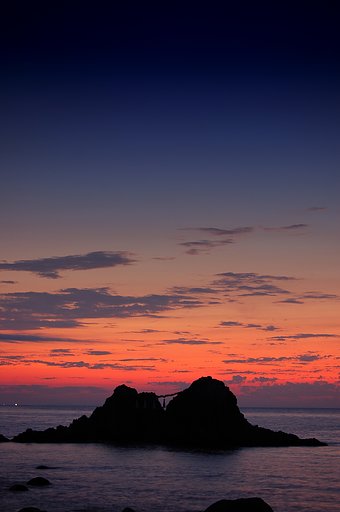 夫婦岩