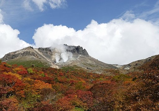 山と紅葉