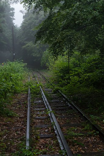 線路は続くよ何処までも～～♪