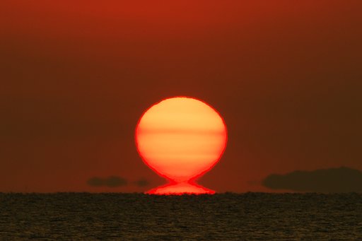 風早のだるま夕日