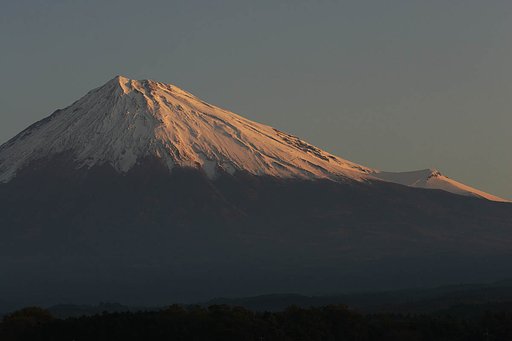 朝焼けの富士