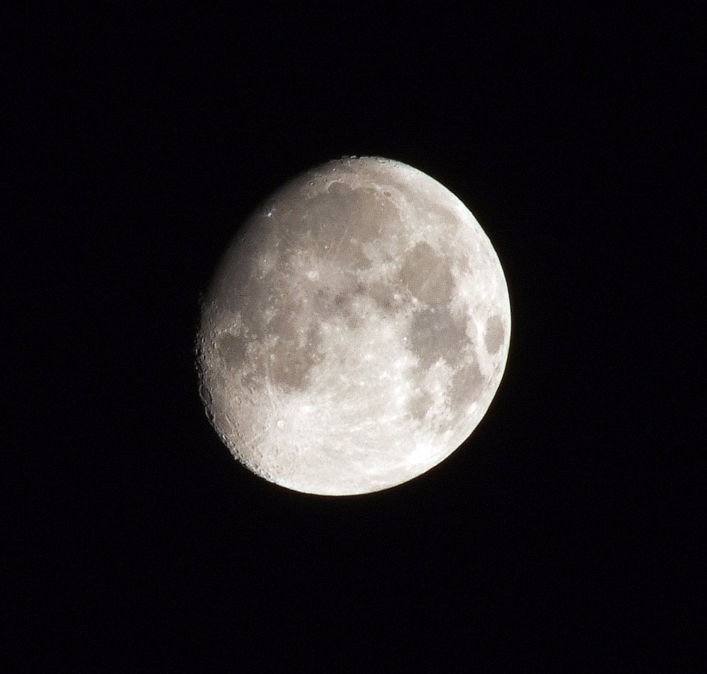 タムロン　AF200-400LD　で撮った十三夜