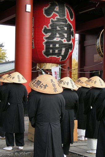 代理投稿です