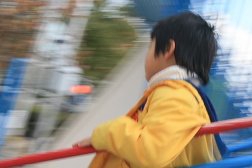 タムロン28-300mmVC 1/25秒流し
