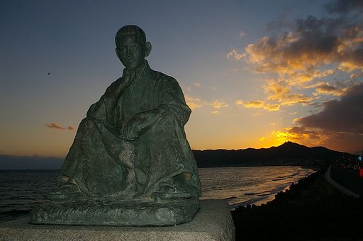 夕暮れに何を想うか啄木さん