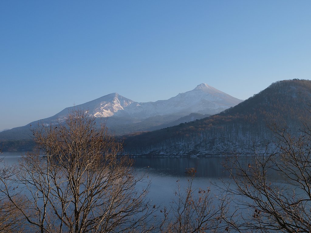 冬の磐梯山