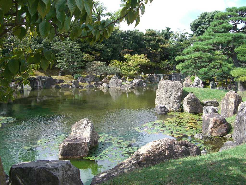 二条城の庭園にて