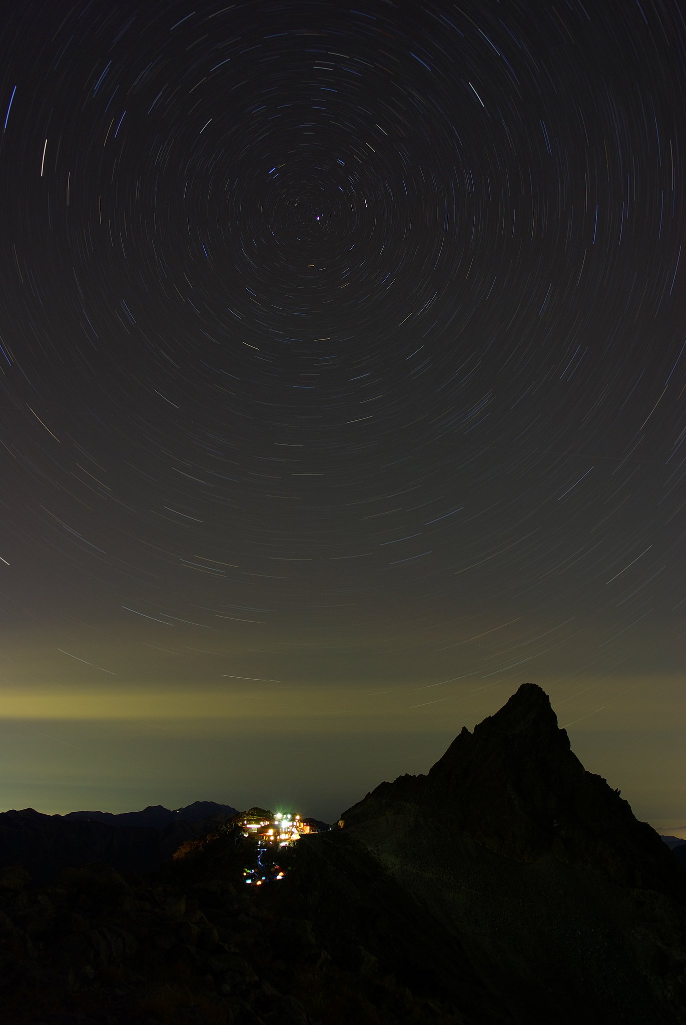 夜の槍ヶ岳