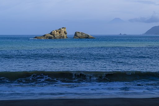 雲見海岸と、恥ずかしがりの富士山