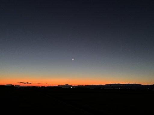 夜明け前