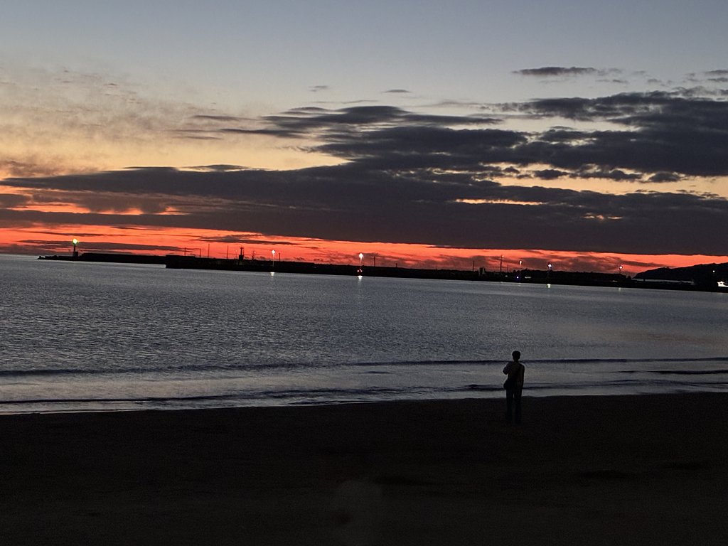 日本海の夕焼け