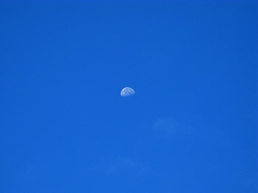 月