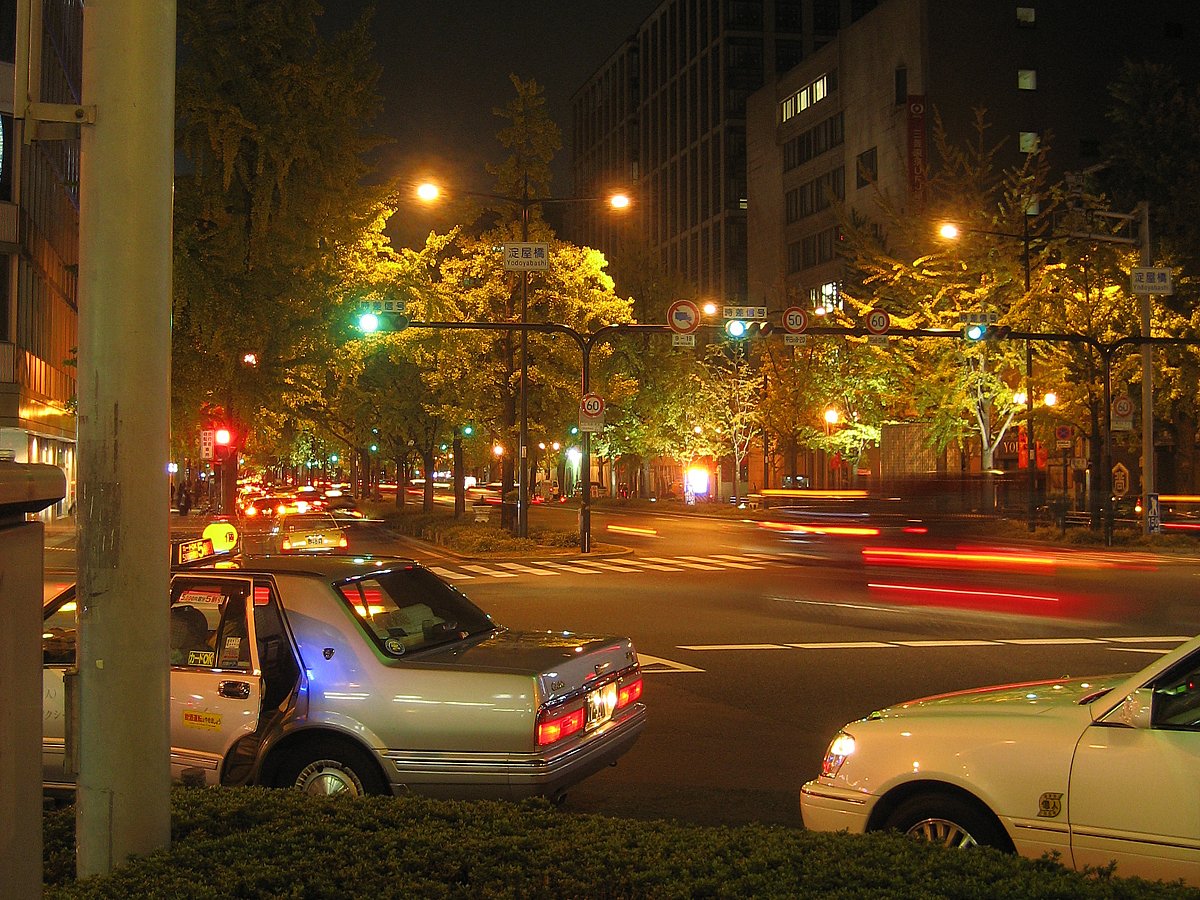 交差点【御堂の夜】