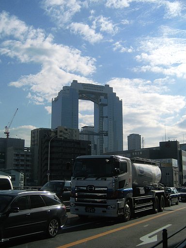 ビルと空