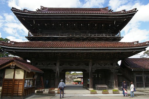 瑞泉寺の山門