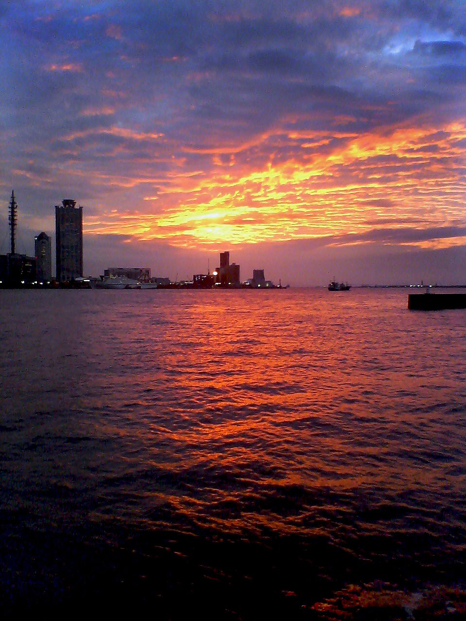 【締】携帯夕陽