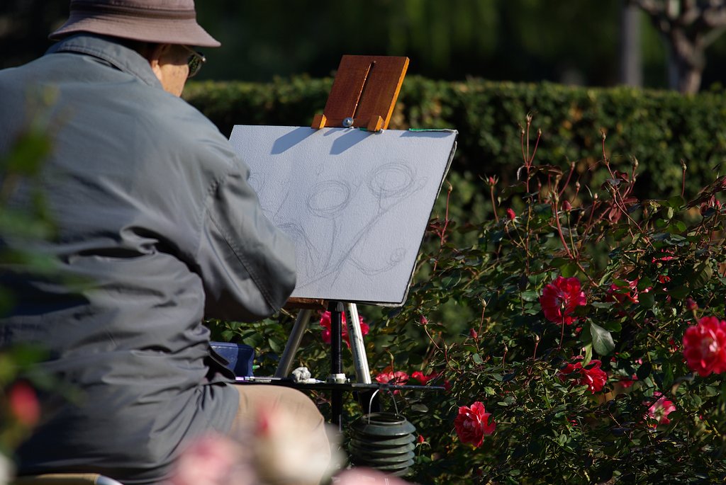 An old painter drawing Picasso!