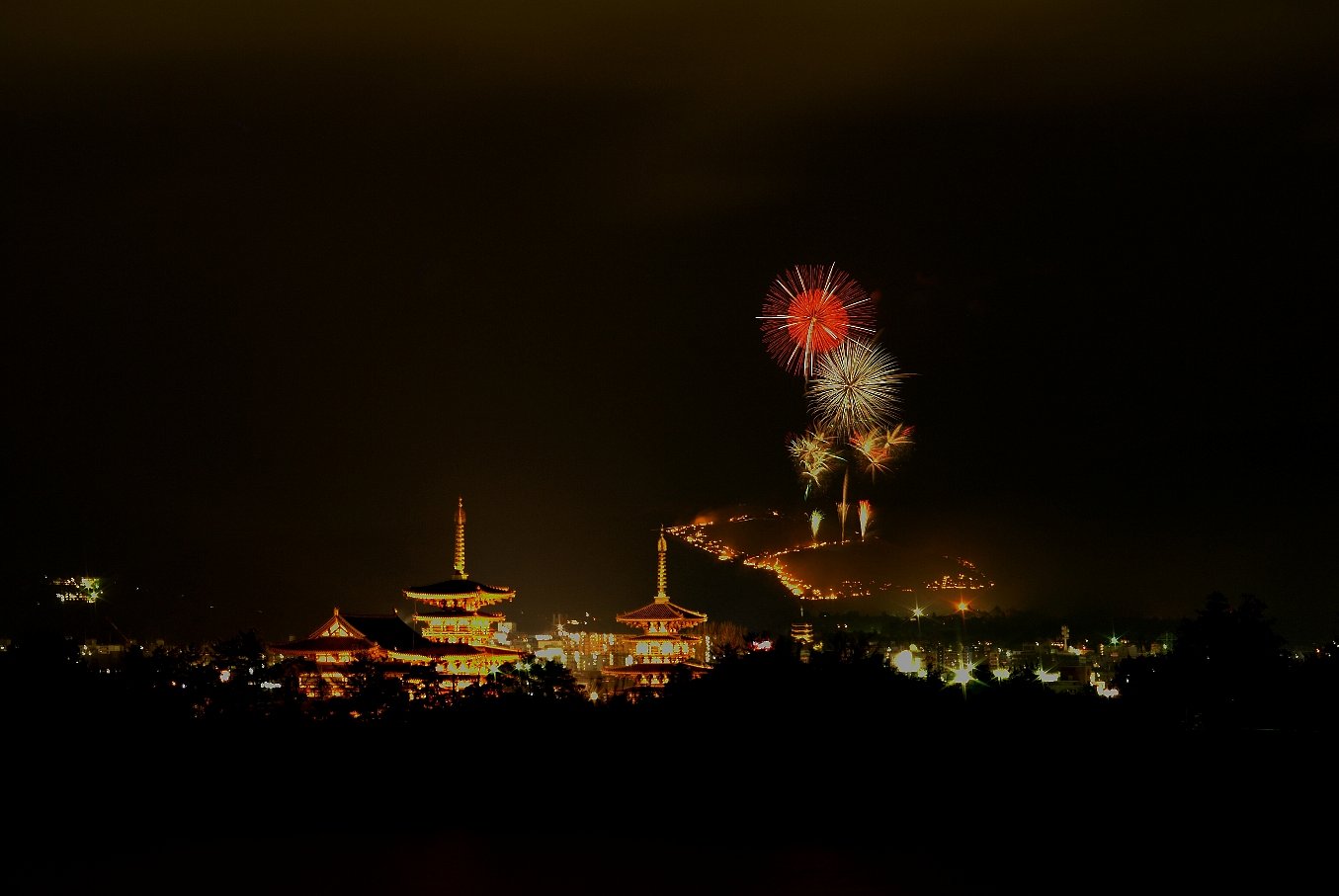 2008 若草山山焼き（多重露光）