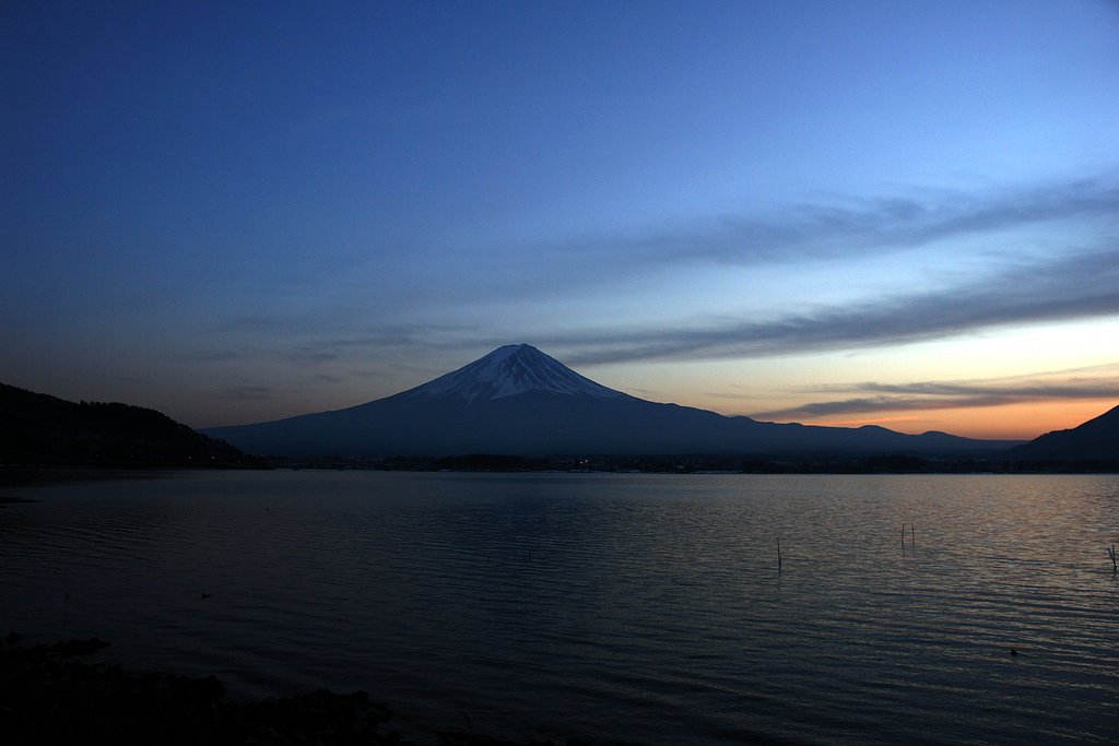 夕闇間近