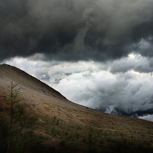 白根山での雲