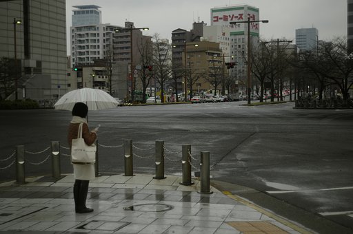 「街」　信号待ち