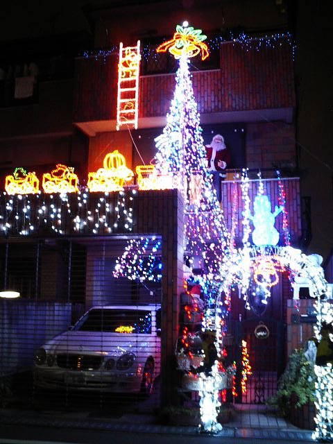 電飾のお家
