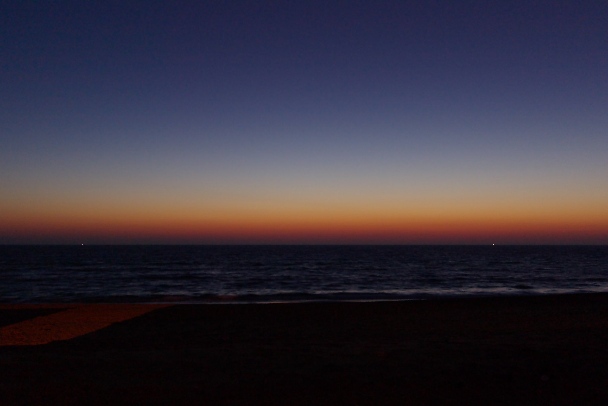 暁　(Daybreak)