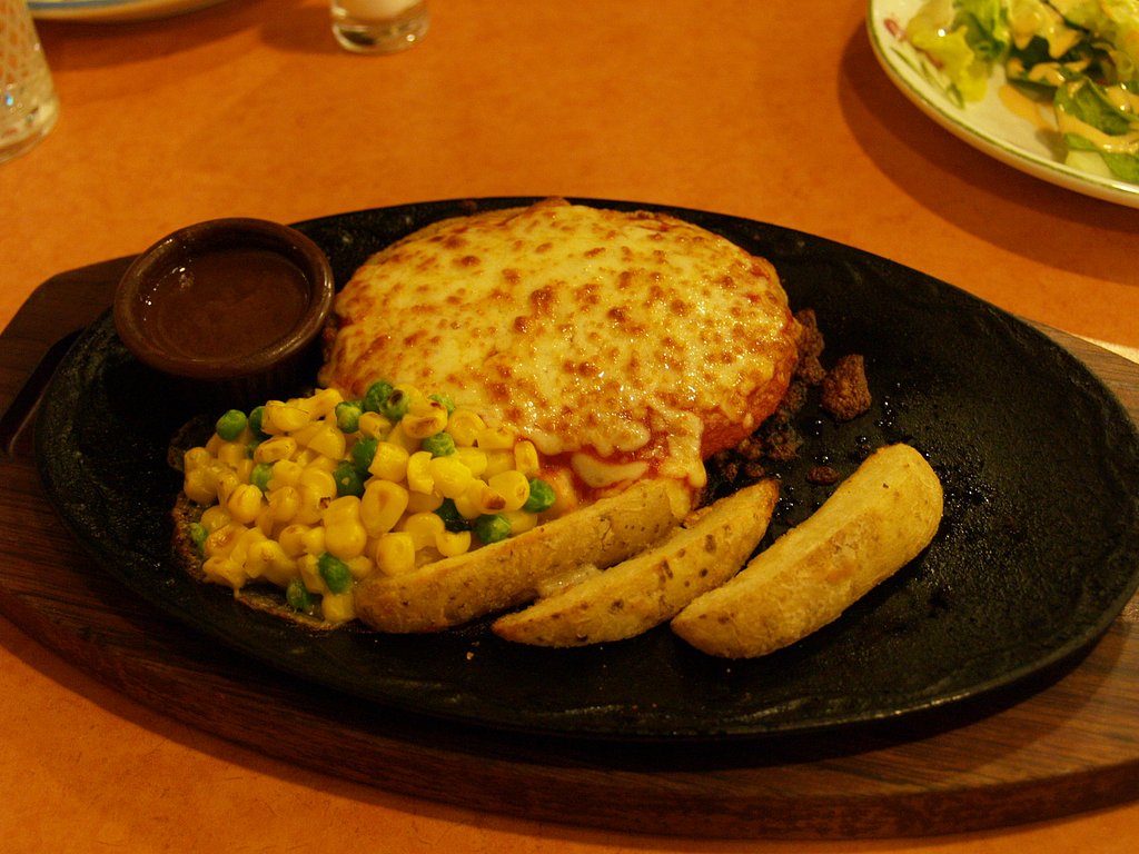 牛挽肉チーズカツレツ