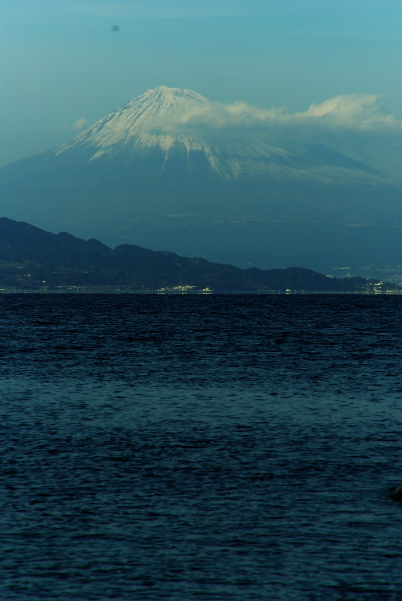 海越しの富士
