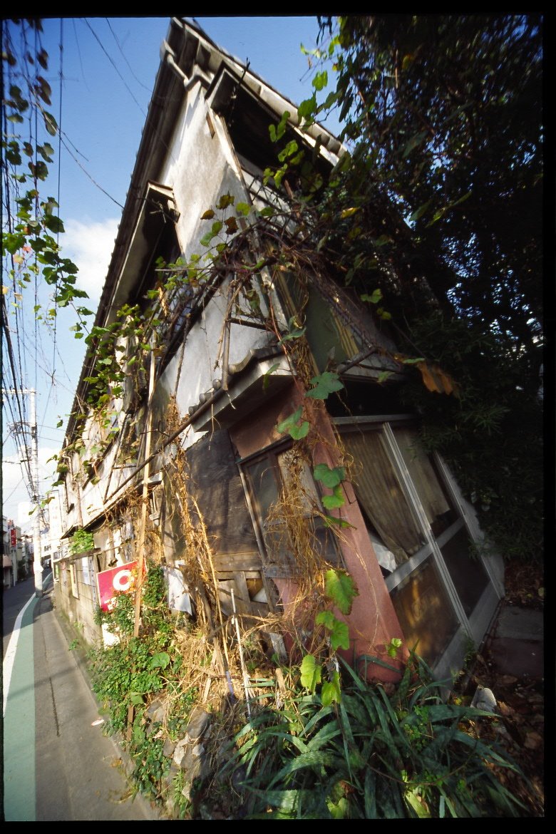 千駄木のボロアパート