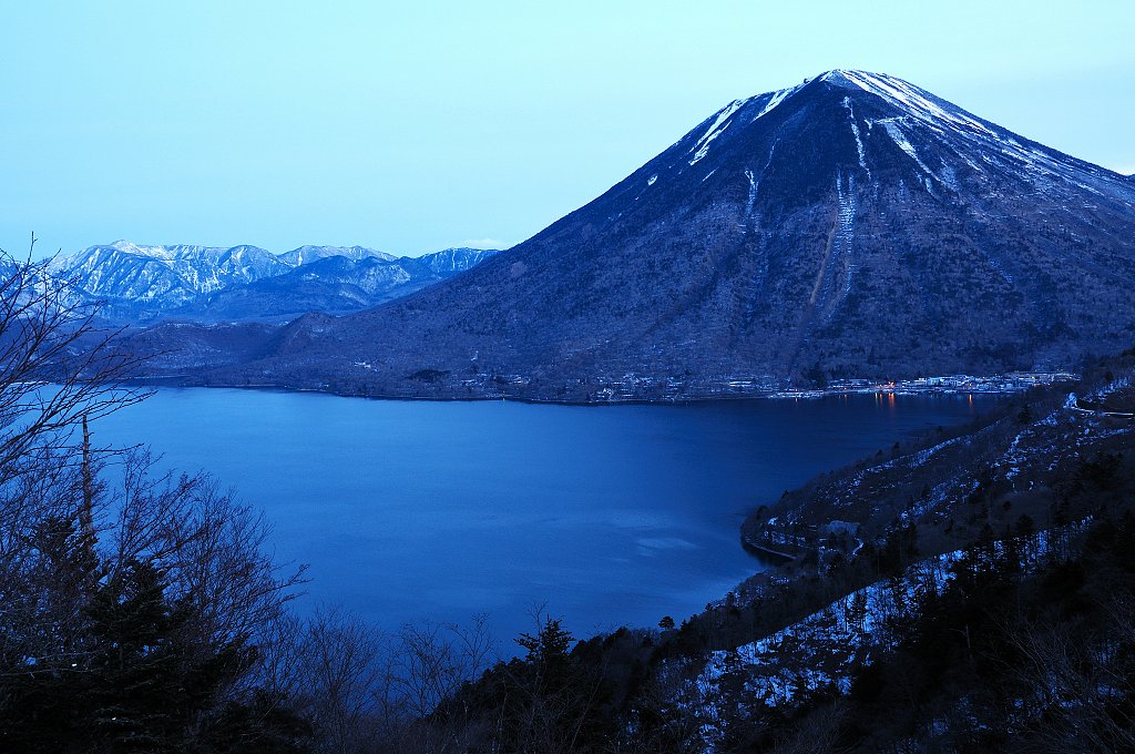 男体山を望む