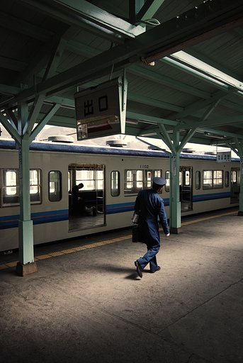 駅員