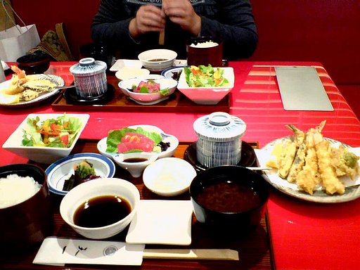 【赤】 今日のランチ