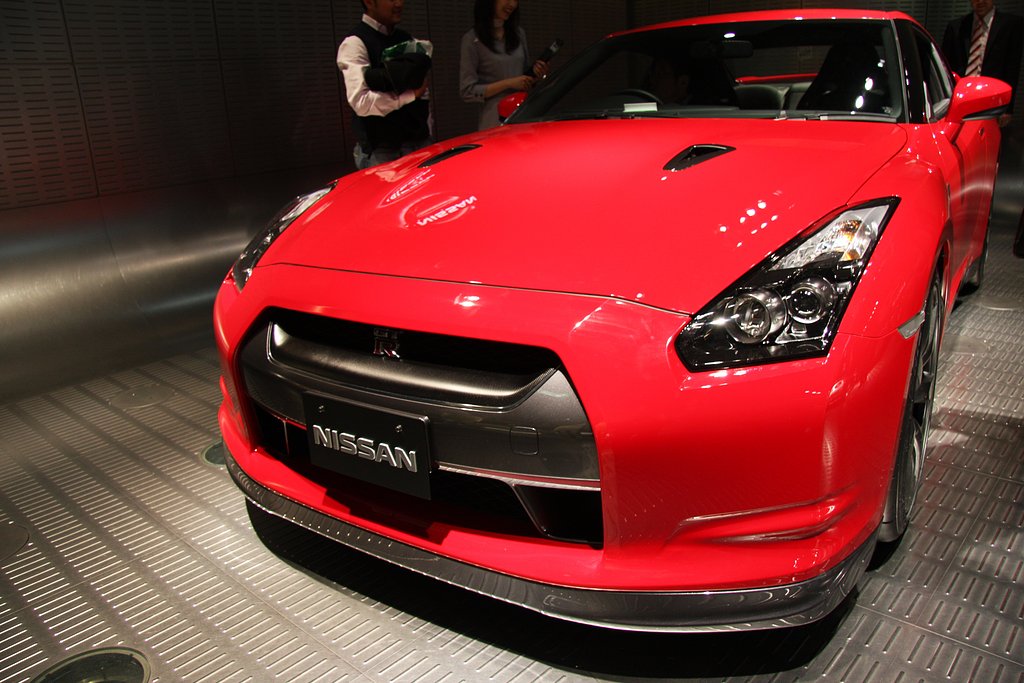 【赤】いGT-R