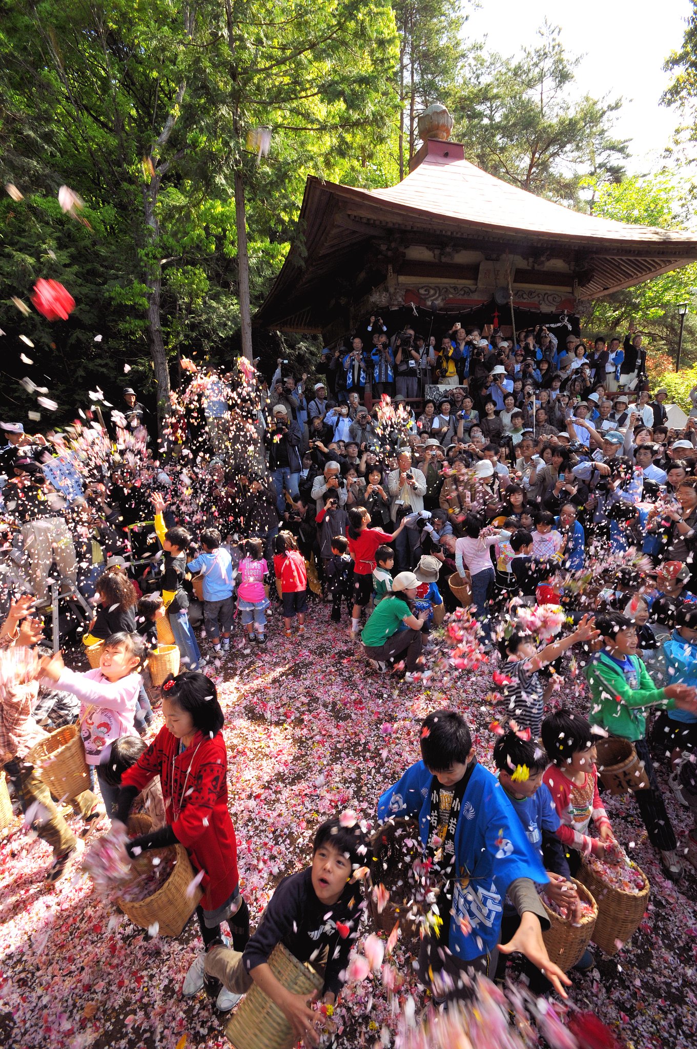 塚越の花祭り