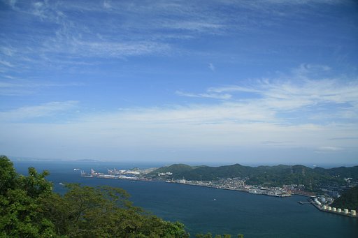 [植]新緑の関門海峡