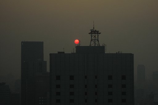 雨上がりの夕暮れ
