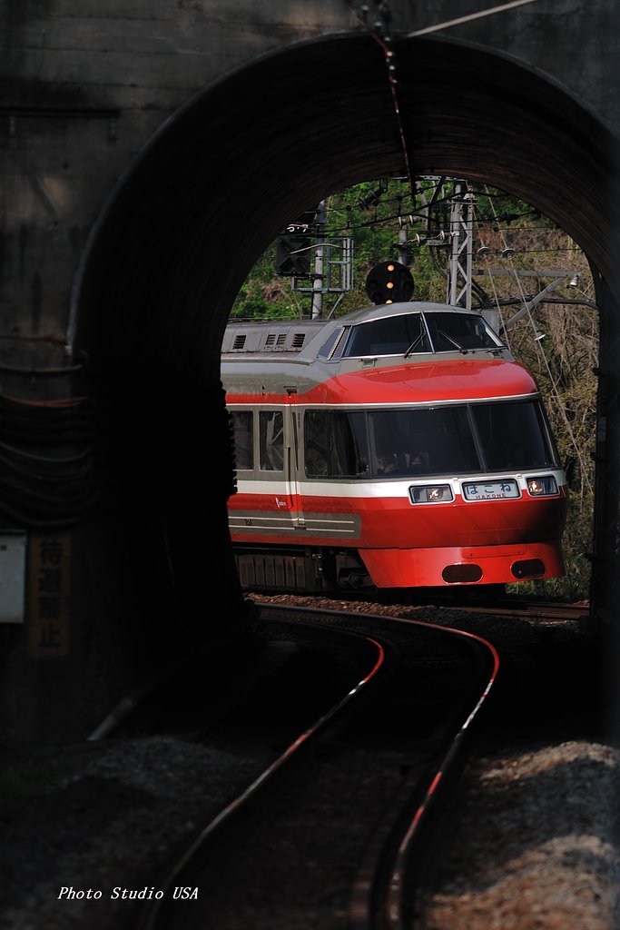 トンネル違い・・・