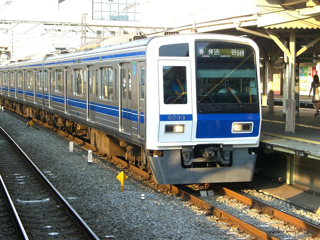副都心線開業一番列車
