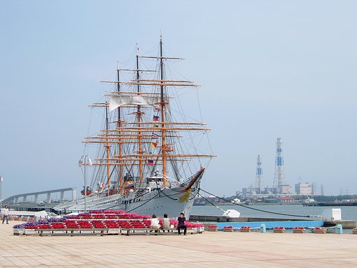 初夏の海王丸パーク