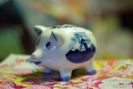 ぶたの貯金箱
